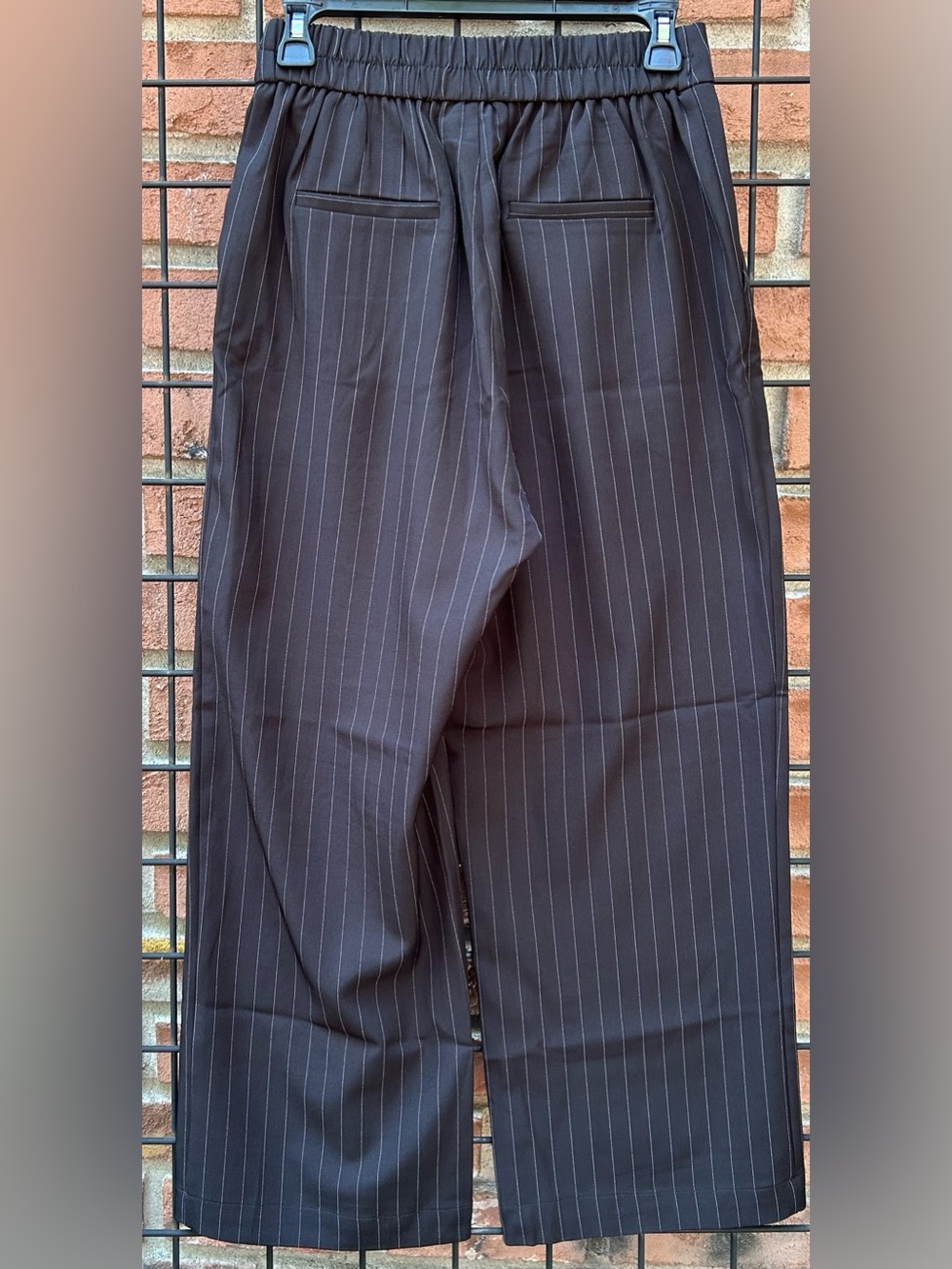 Pinstripe Two-Piece Vest and Wide-Leg Pants Set - Picture 4 of 6